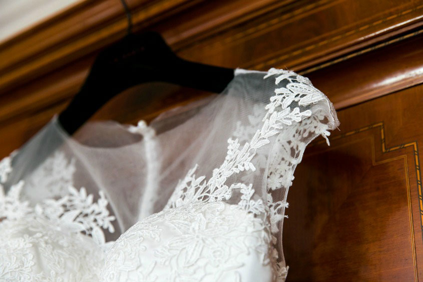 7 tips for wedding dress shopping