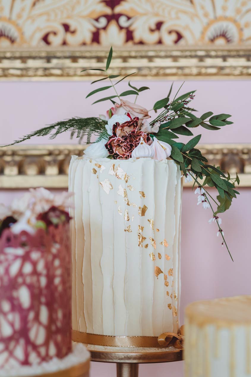 wedding cake alternatives - luxurious handcrafted authentic Italian cakes - Pasticceria Lorena - captured by Megan Wilson Photography