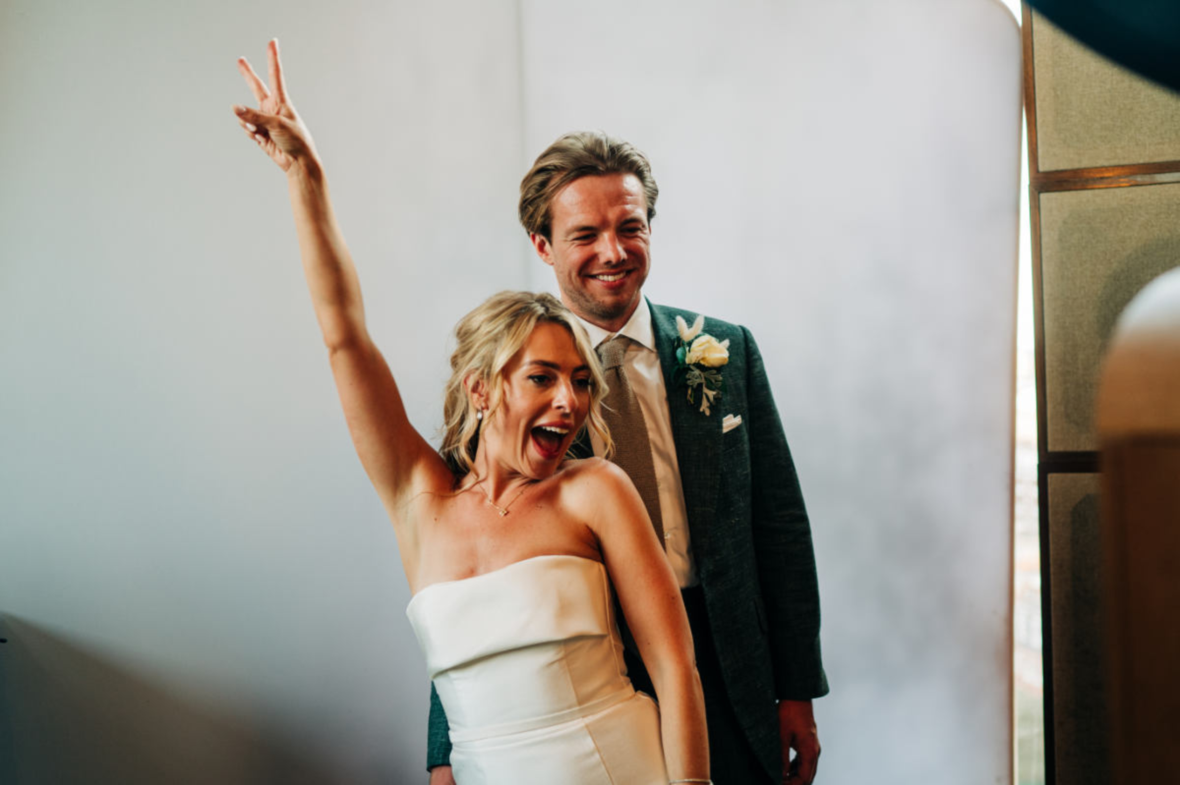 693-london-town-hall-wedding-jb-22