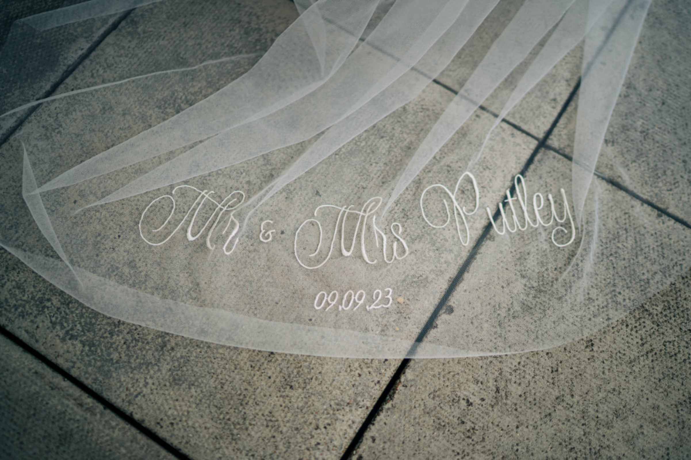 673-london-town-hall-wedding-jb-03c