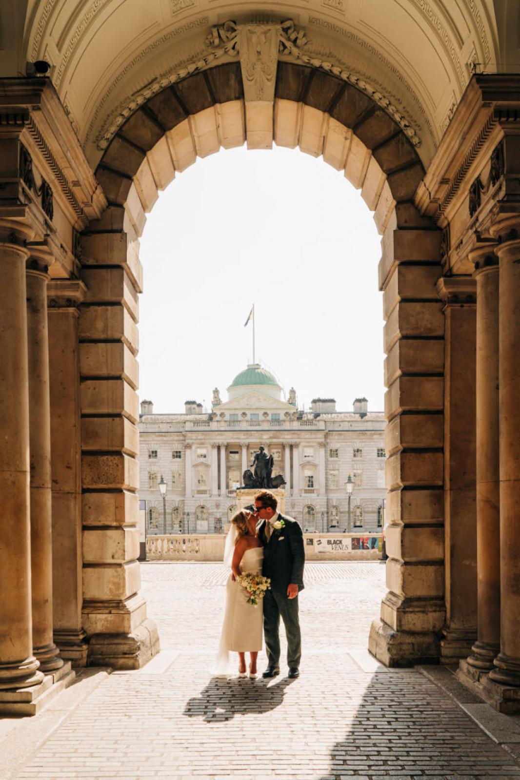 461-london-town-hall-wedding-jb-08