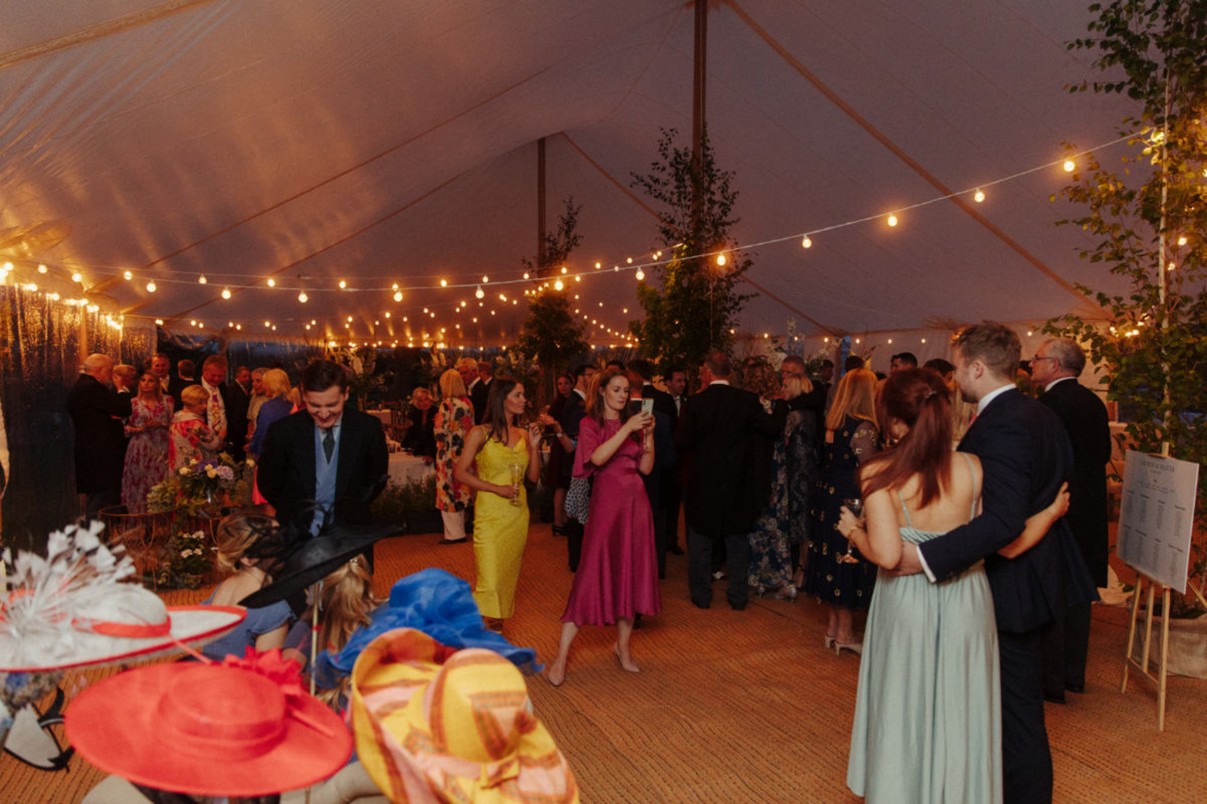 655-marquee-wedding-planner-buckinghamshire-47