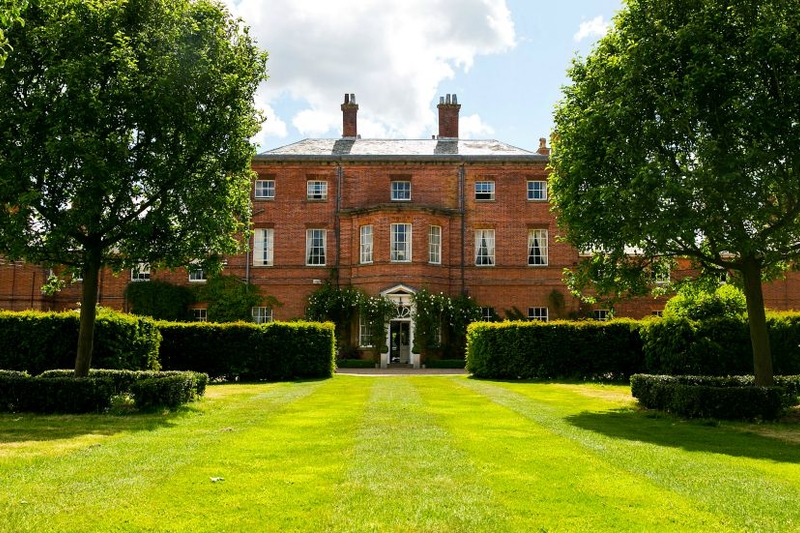 Questions to Ask The Wedding Venue BEFORE You Book