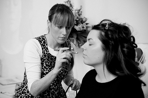 Top 7 Tips For Looking After Your Skin On A Long Haul Flight