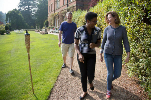 Surefire Ways to De-stress During Wedding Planning