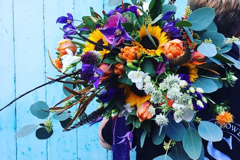 A Simple Guide to Seasonal Wedding Flowers