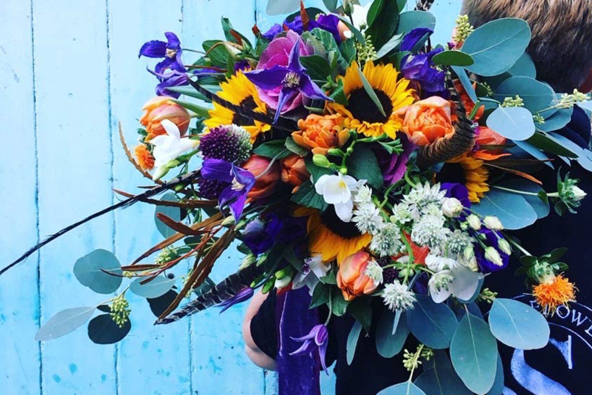 A Simple Guide to Seasonal Wedding Flowers