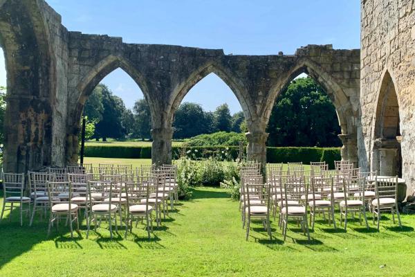 7 Quintessentially British Destination Wedding Venues in the UK